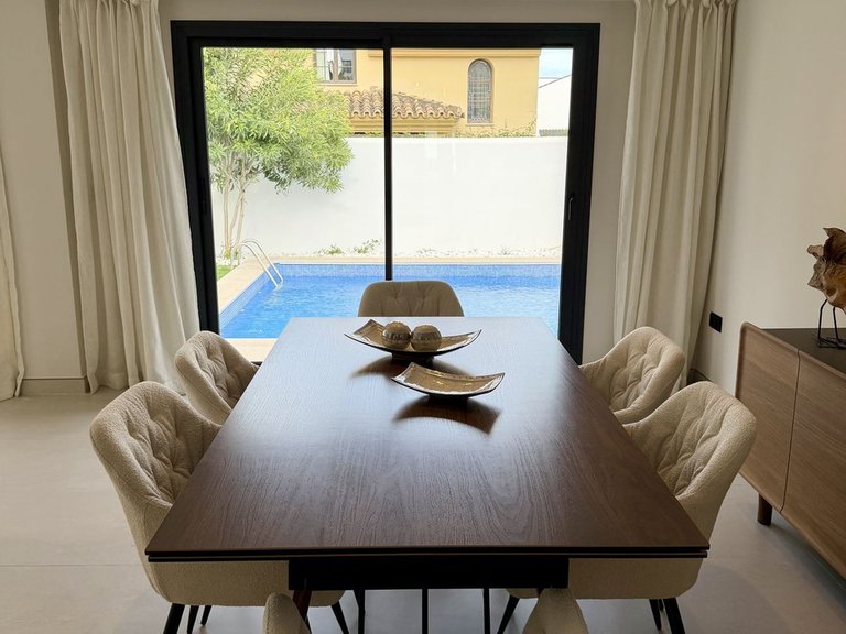 Villa for Sale in Puerto Banús, Malaga 7