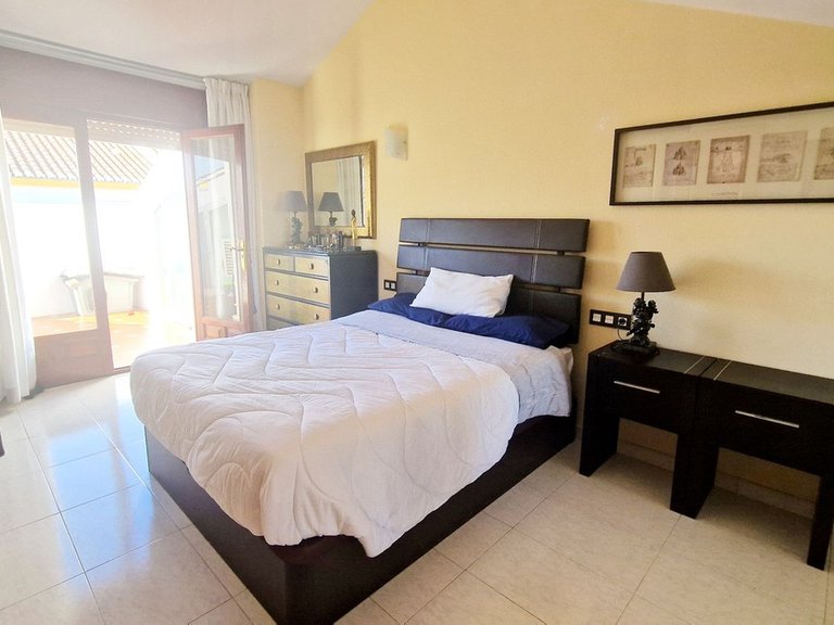Villa for Sale in Mijas Golf, Malaga 21