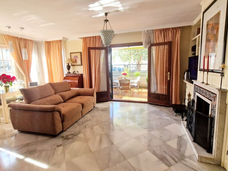 Villa for Sale in Mijas Golf, Malaga 5