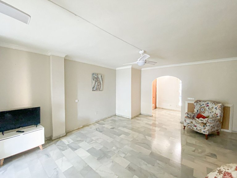 Apartment for Sale in Nueva Andalucía, Malaga 2