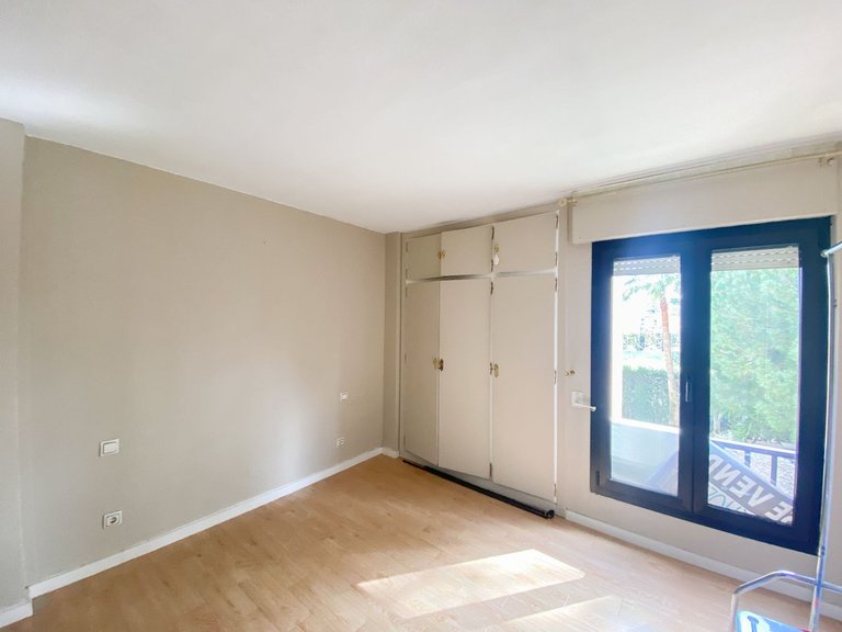 Apartment for Sale in Nueva Andalucía, Malaga 6