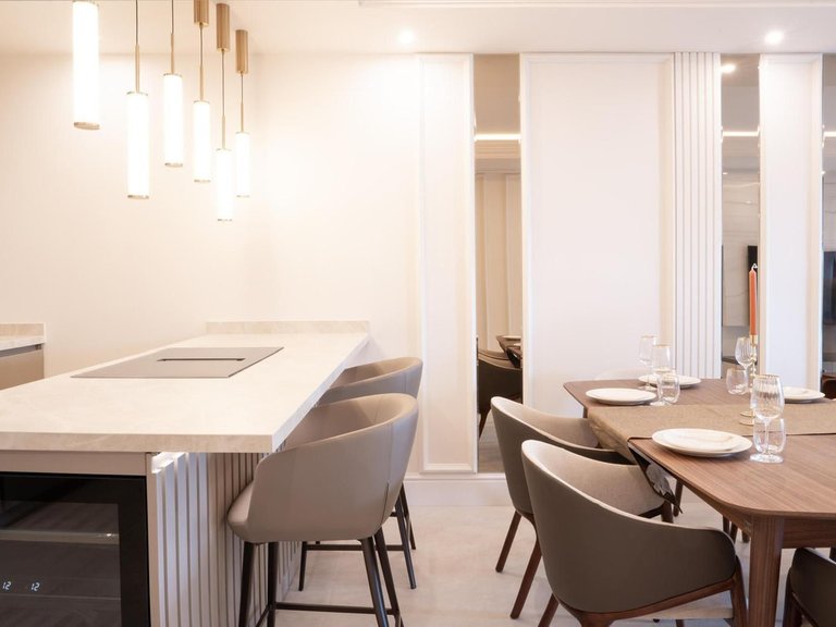 Apartment for Sale in New Golden Mile, Malaga 5