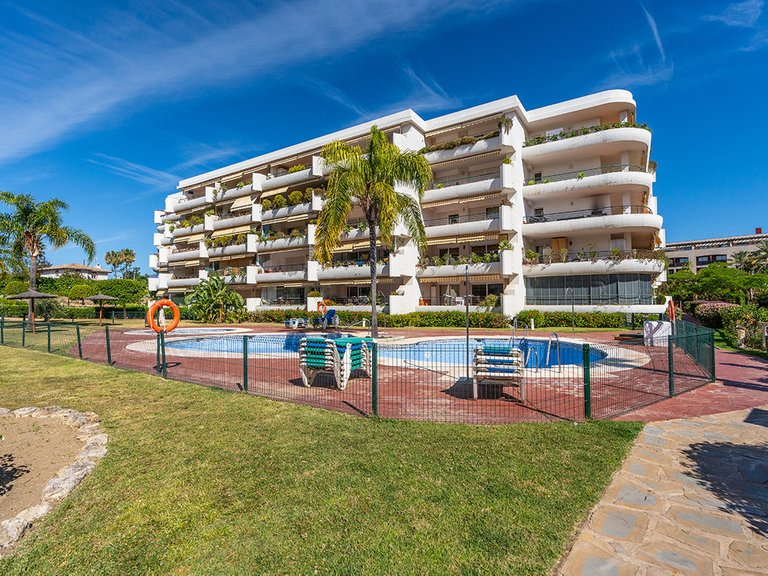 Apartment for Sale in Guadalmina Alta, Malaga 1