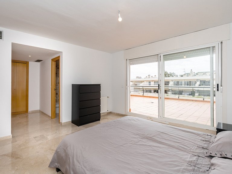 Apartment for Sale in Guadalmina Alta, Malaga 15