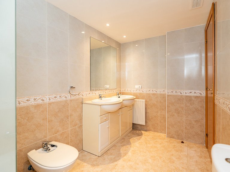 Apartment for Sale in Guadalmina Alta, Malaga 19