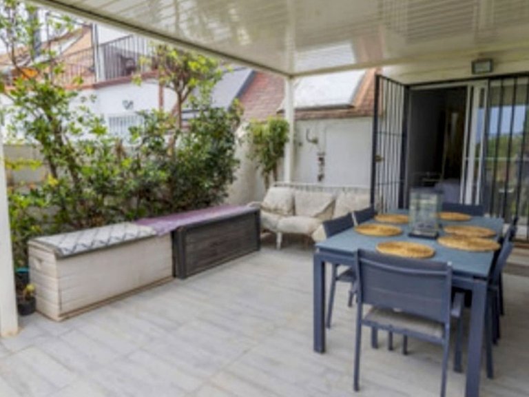 Villa for Sale in Estepona, Malaga 1