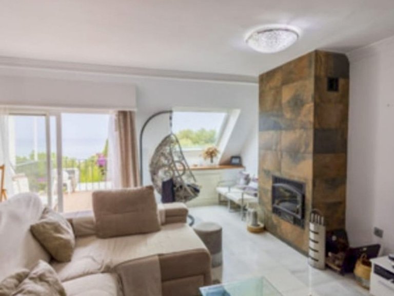 Villa for Sale in Estepona, Malaga 3