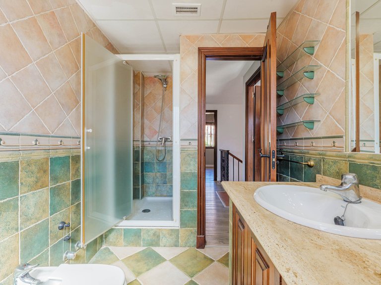 Villa for Sale in Puerto De La Torre, Malaga 17