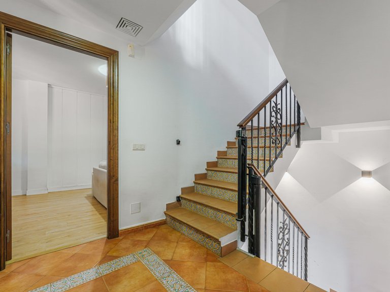 Villa for Sale in Puerto De La Torre, Malaga 7