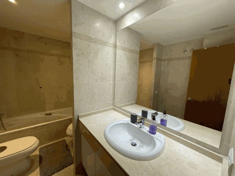 Apartment for Sale in Selwo, Malaga 32