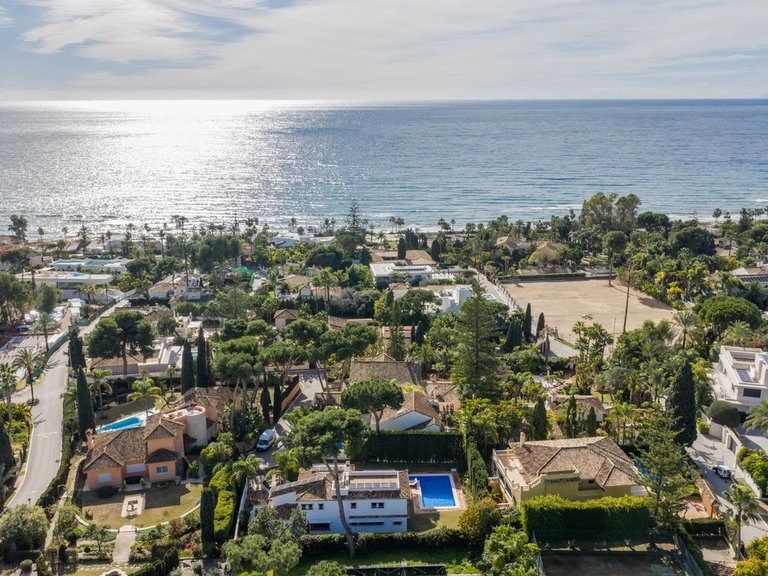 Villa for Sale in Marbella, Malaga 1