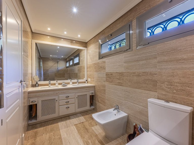 Villa for Sale in Marbella, Malaga 3