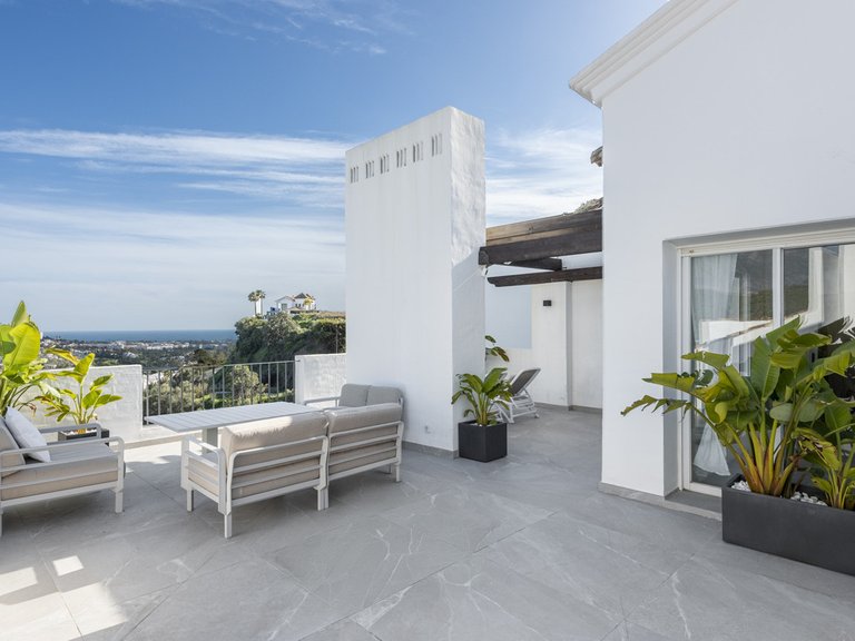Apartment for Sale in La Quinta, Malaga 27