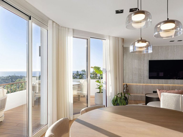 Apartment for Sale in The Golden Mile, Malaga 10