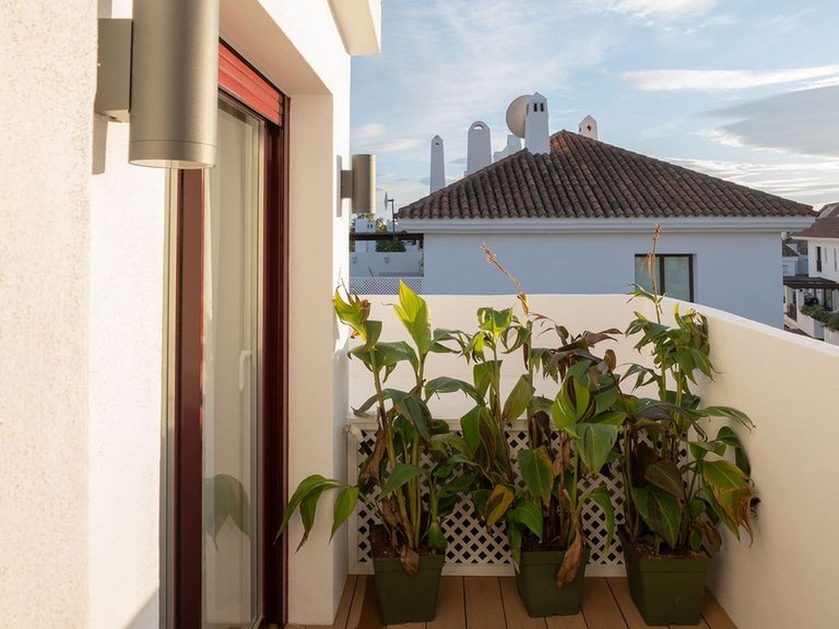 Apartment for Sale in The Golden Mile, Malaga 35