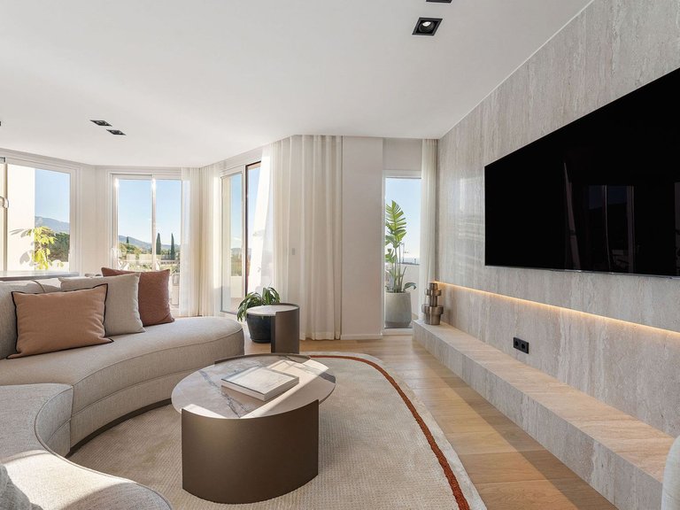Apartment for Sale in The Golden Mile, Malaga 8