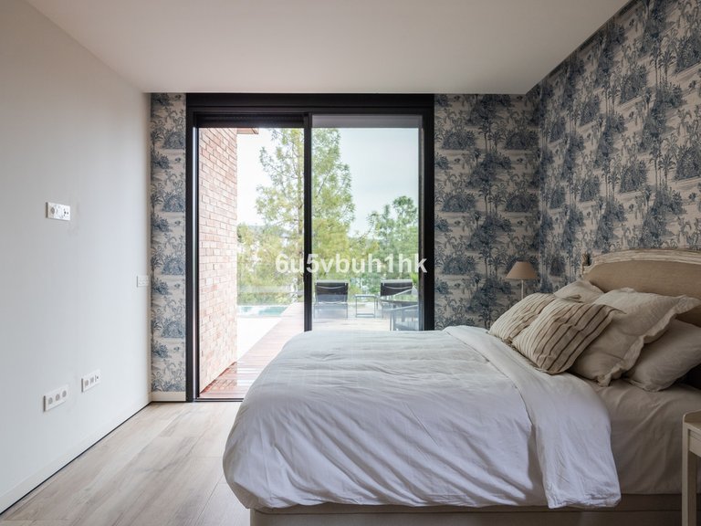 Villa for Sale in El Atabal, Malaga 1