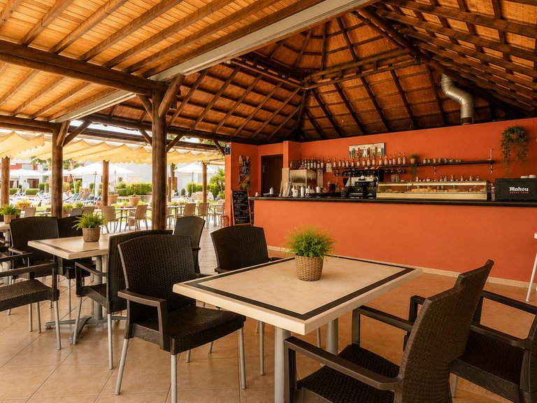 Apartment for Sale in El Paraiso, Malaga 24