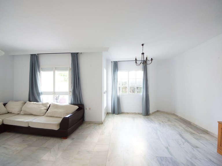 Apartment for Sale in Estepona, Malaga 8