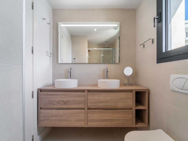 Apartment for Sale in Fuengirola, Malaga 28