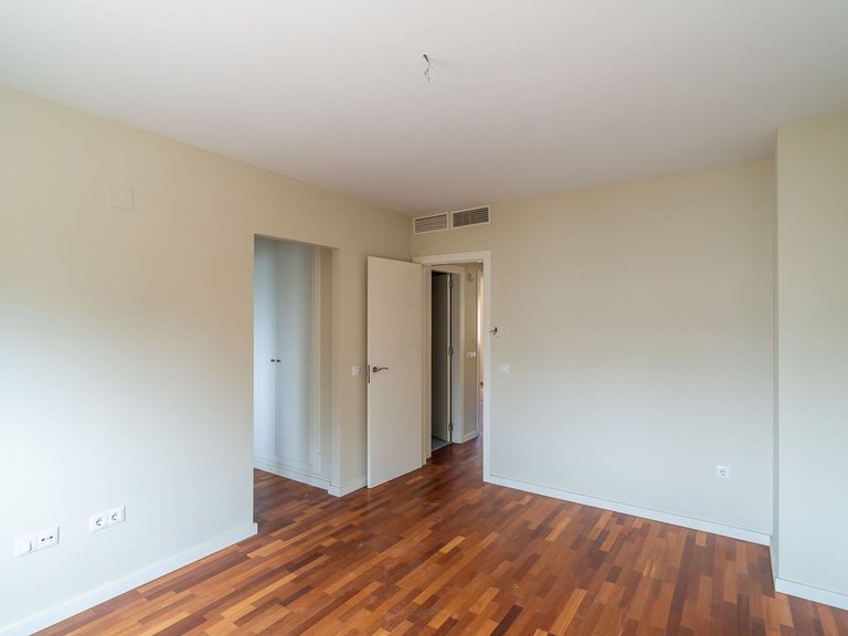 Villa for Sale in Calahonda, Malaga 27