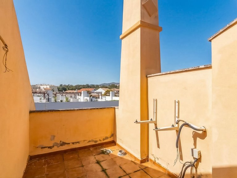 Villa for Sale in Calahonda, Malaga 36
