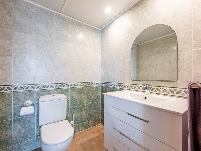 Apartment for Sale in San Pedro De Alcántara, Malaga 17
