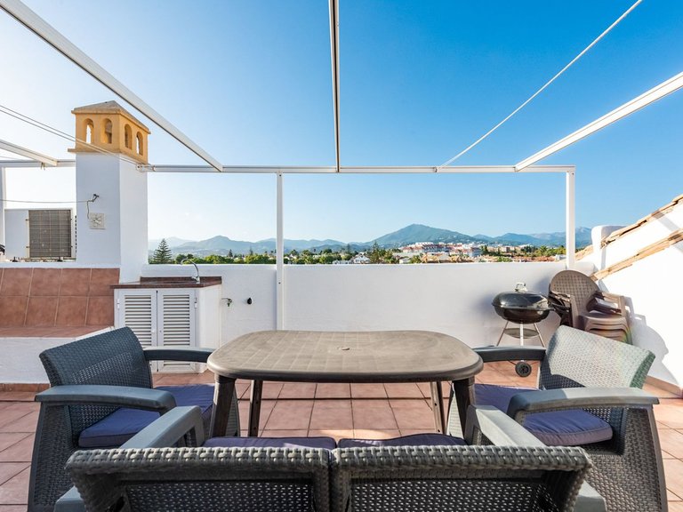 Apartment for Sale in San Pedro De Alcántara, Malaga 4