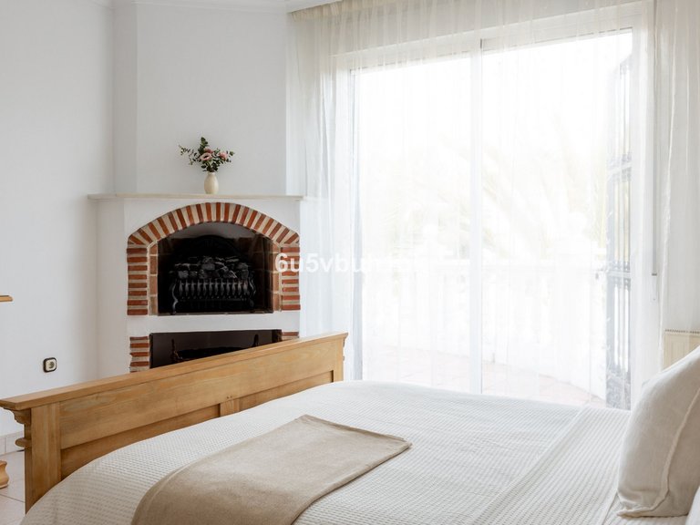 Villa for Sale in Marbella, Malaga 17