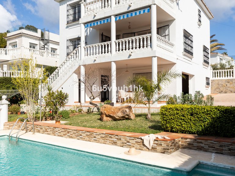 Villa for Sale in Marbella, Malaga 21