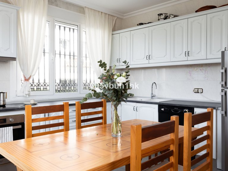 Villa for Sale in Marbella, Malaga 9