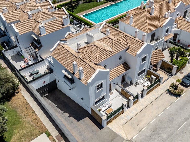 Town House for Sale in La Cala De Mijas, Malaga 11