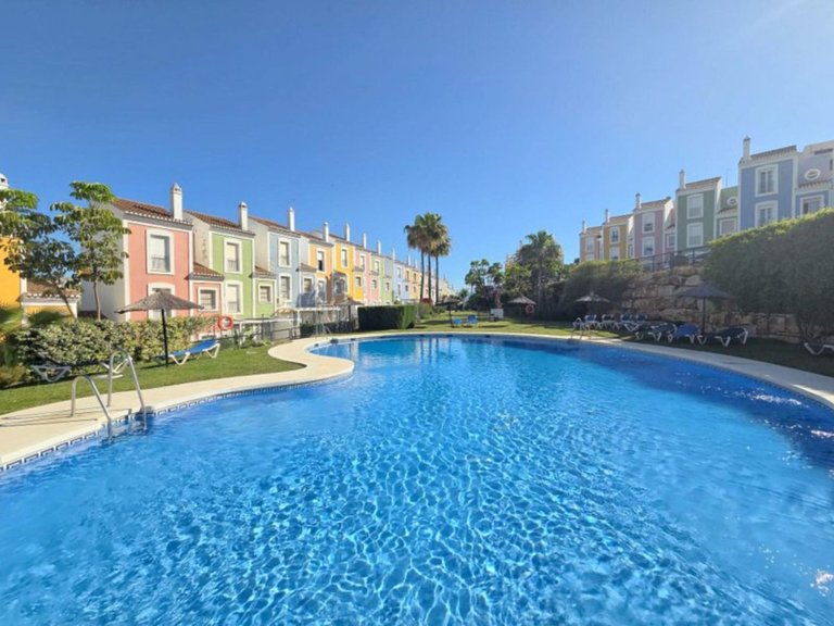 Villa for Sale in Casares, Malaga 20