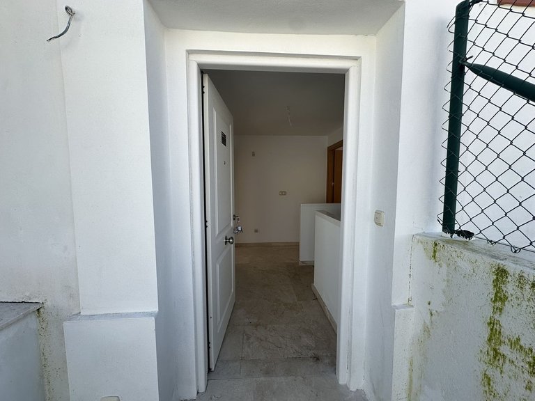 Villa for Sale in Doña Julia, Malaga 12