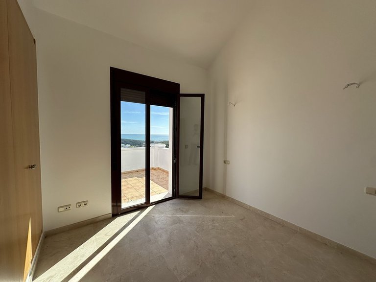 Villa for Sale in Doña Julia, Malaga 16