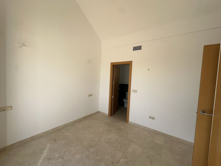 Villa for Sale in Doña Julia, Malaga 19