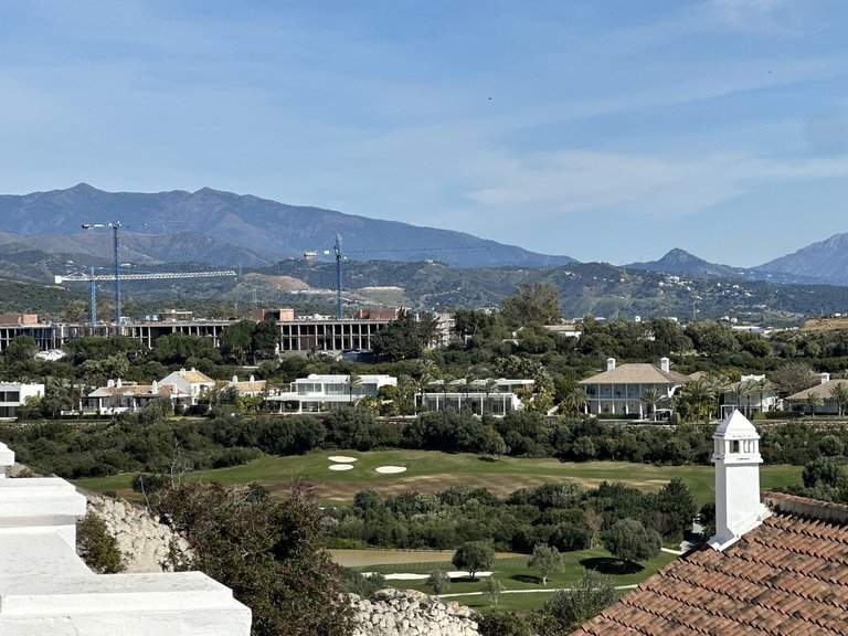Villa for Sale in Doña Julia, Malaga 32
