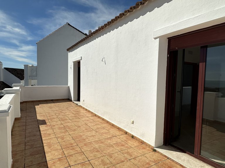 Villa for Sale in Doña Julia, Malaga 36