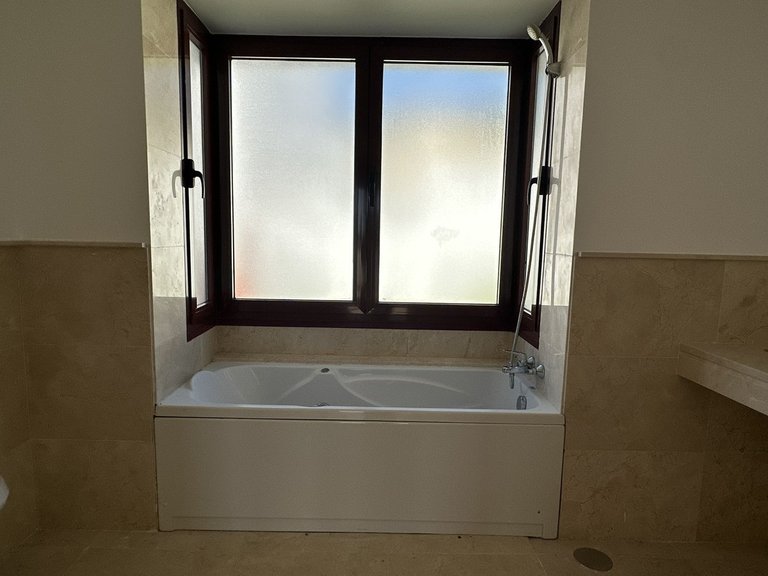 Villa for Sale in Doña Julia, Malaga 45
