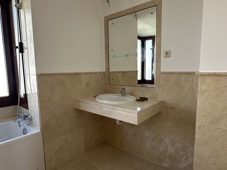 Villa for Sale in Doña Julia, Malaga 46