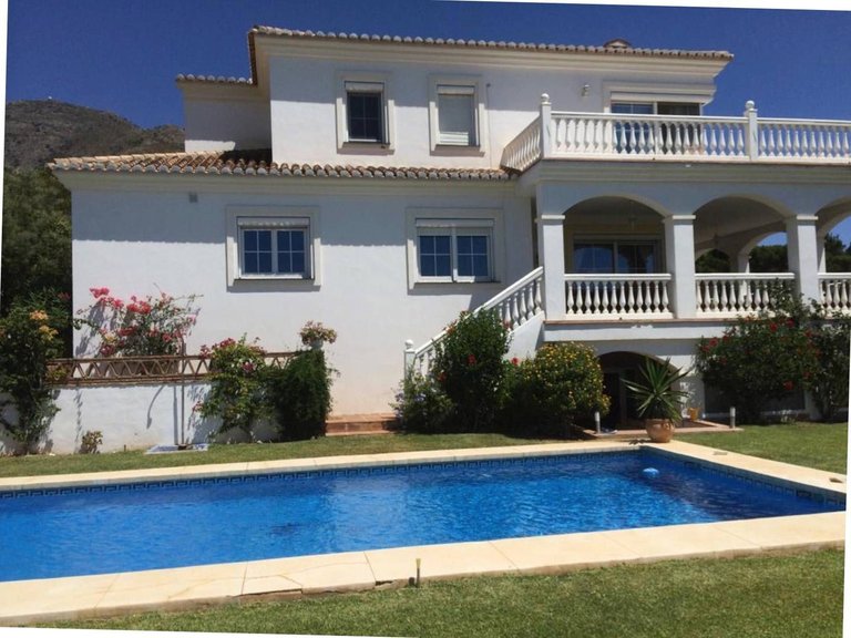 Villa for Sale in Mijas, Malaga 1