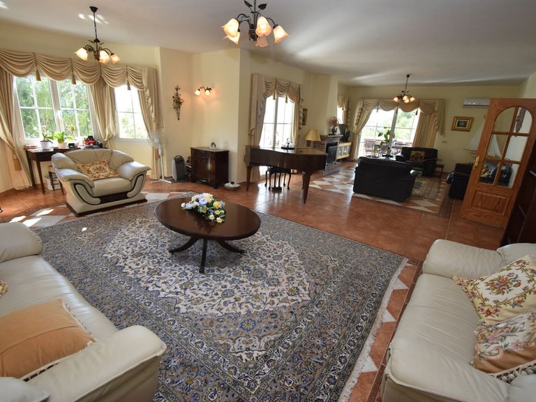 Villa for Sale in Mijas, Malaga 4