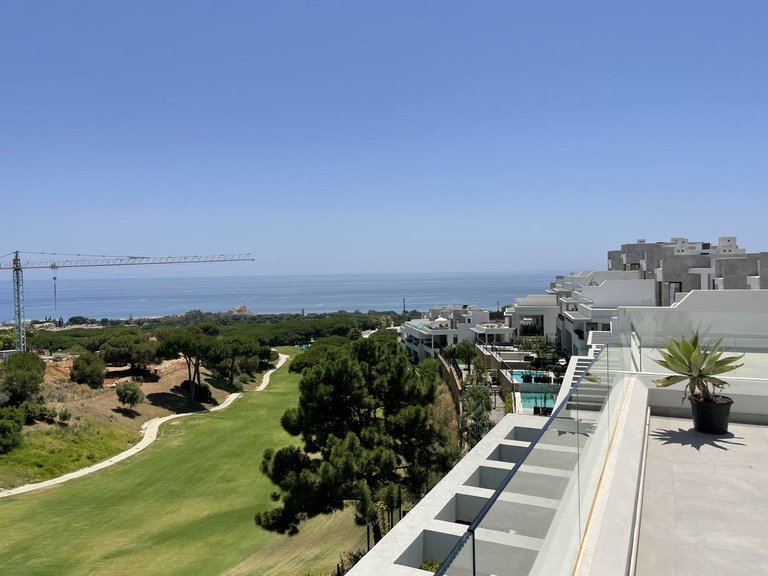 Villa for Sale in Cabopino, Malaga 1