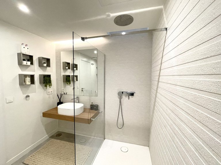 Villa for Sale in Cabopino, Malaga 33