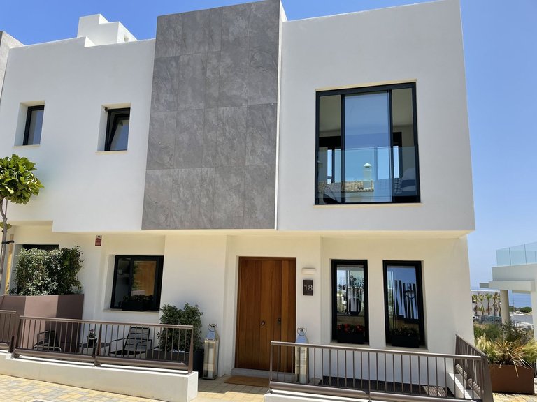 Villa for Sale in Cabopino, Malaga 4