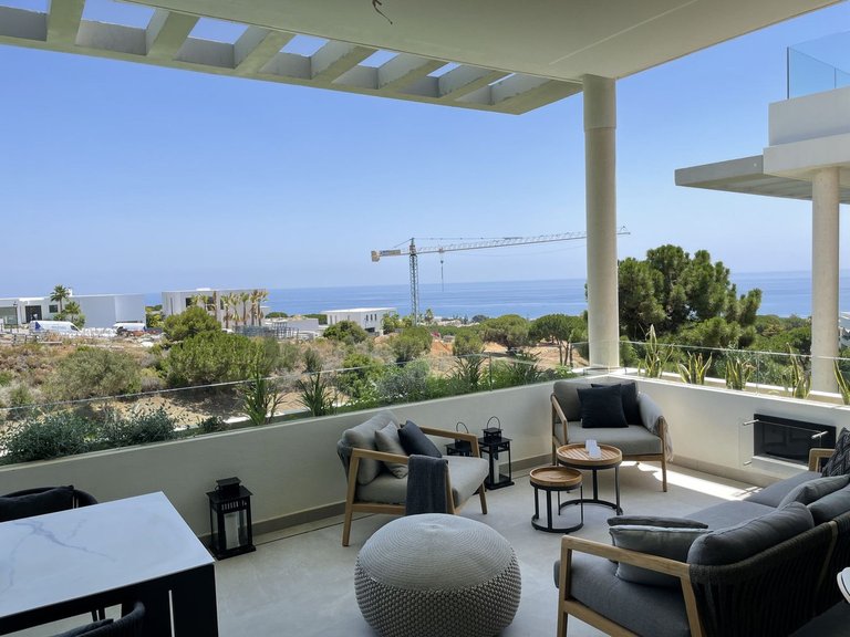 Villa for Sale in Cabopino, Malaga 5