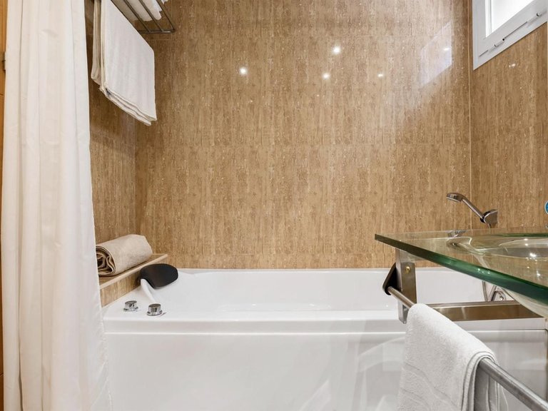 Apartment for Sale in Estepona, Malaga 10