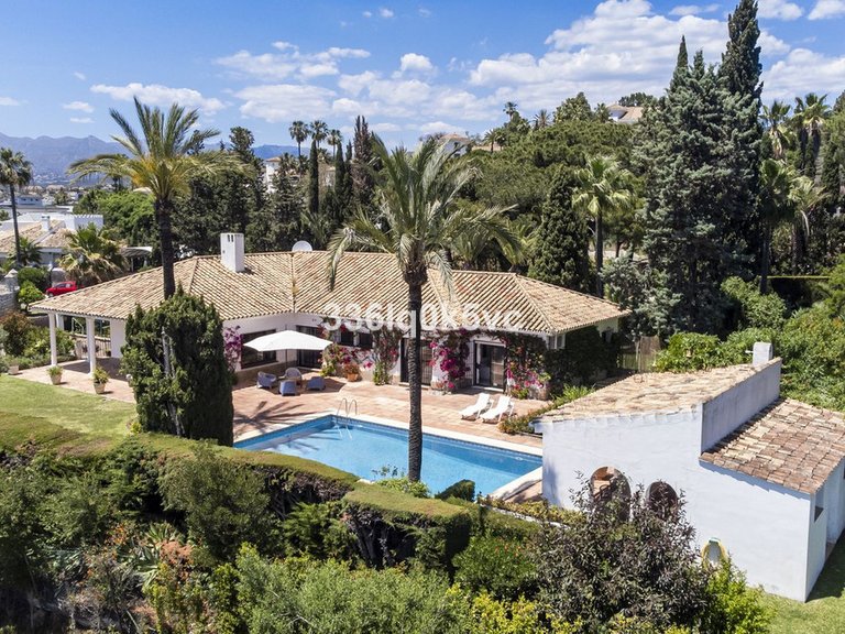 Villa for Sale in Marbella, Malaga 1