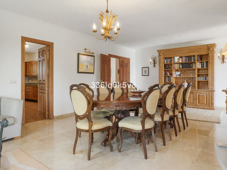 Villa for Sale in Marbella, Malaga 29