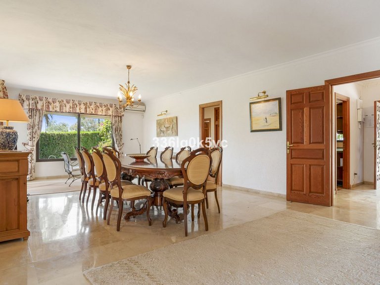 Villa for Sale in Marbella, Malaga 31
